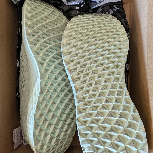 NOBULL Women's Sneakers - Light Green - Picture 2 of 5